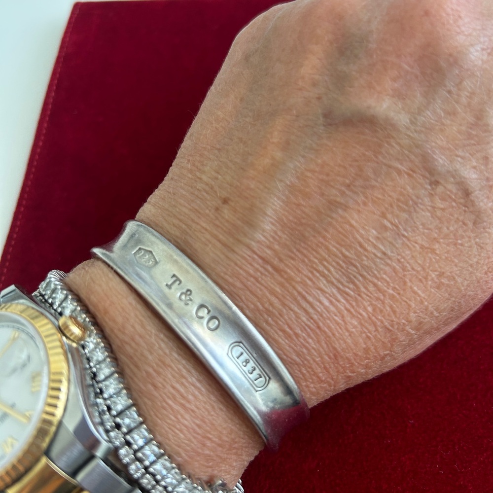 Tiffany & Co cuff bracelet sterling silver/ vintage 1990's (unisex/women/men) - Picture 11 of 14
